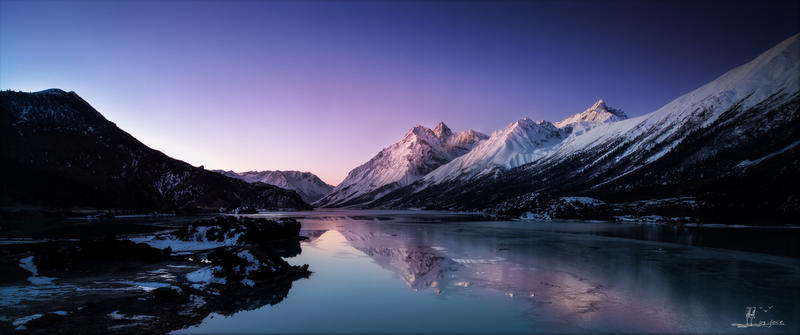 魅力西藏 迷人的然乌湖