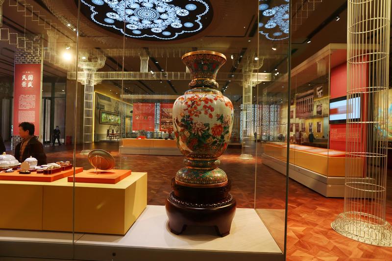 工艺美术馆的部分藏品，，