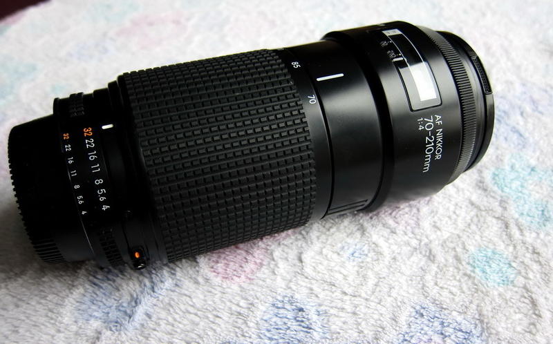转让自用尼康af70-210/4 恒定光圈镜头 品相超好！！