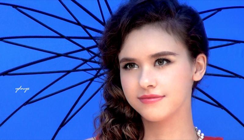 祥源湾村汽车模特